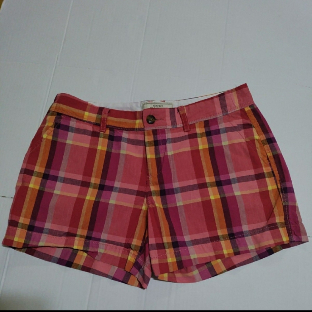 Old Navy plaid shorts